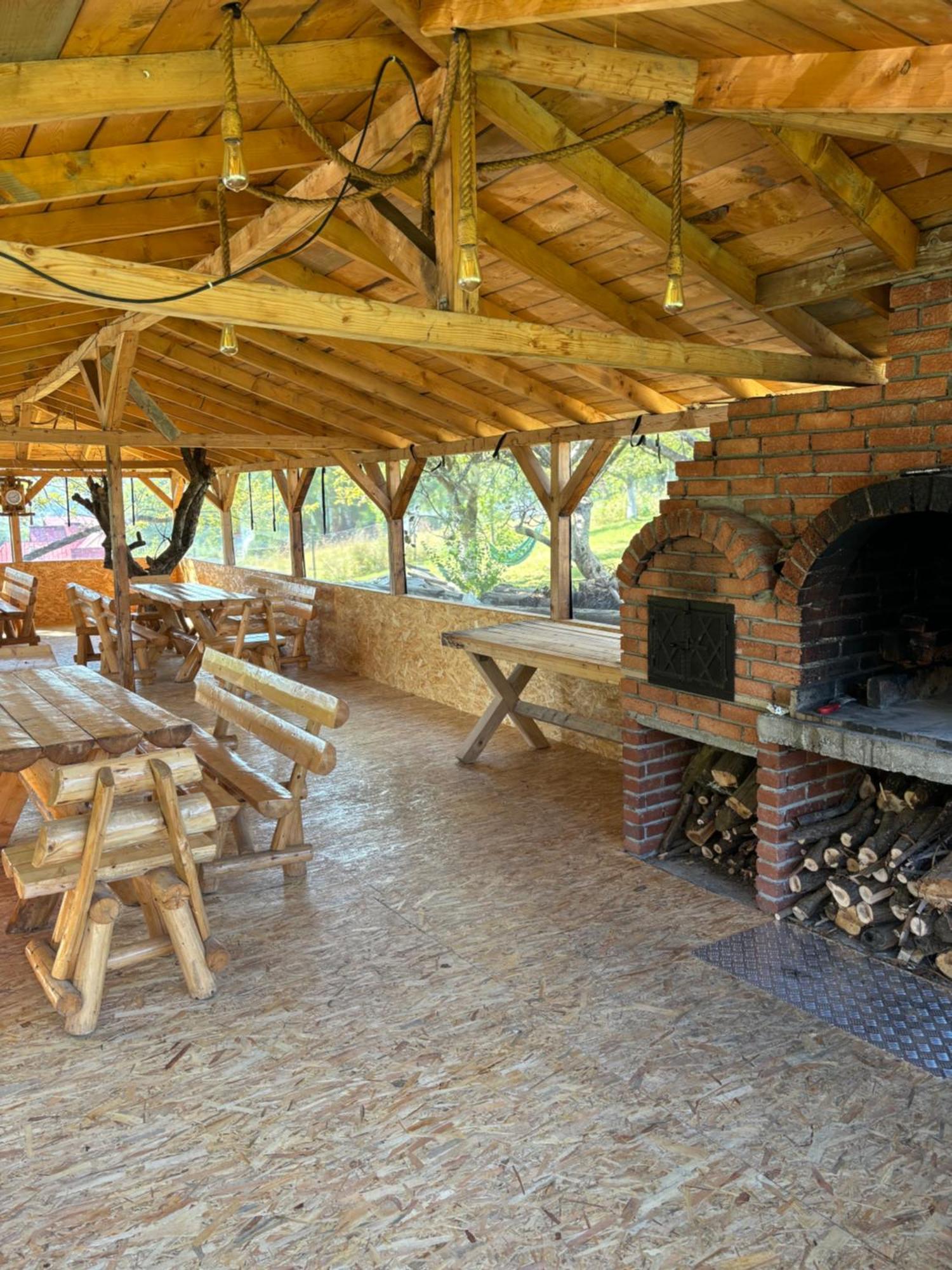 Transylvanian House Drumu Carului Buitenkant foto